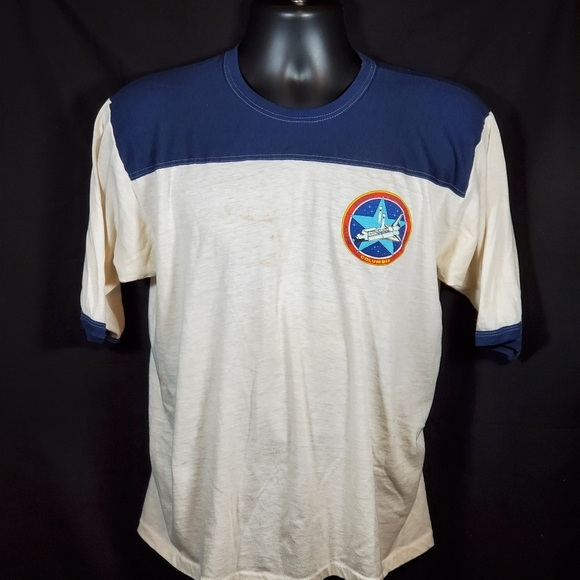 1981 1st Space Shuttle Launch - Picture 2 of 6